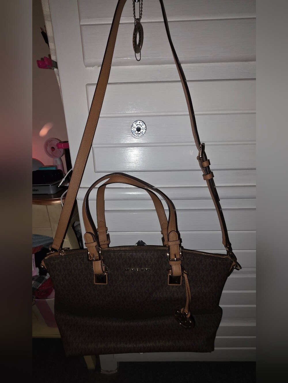 Michael Kors Brown Logo Multi-use Tote with Tan Trim - Picture 10 of 12